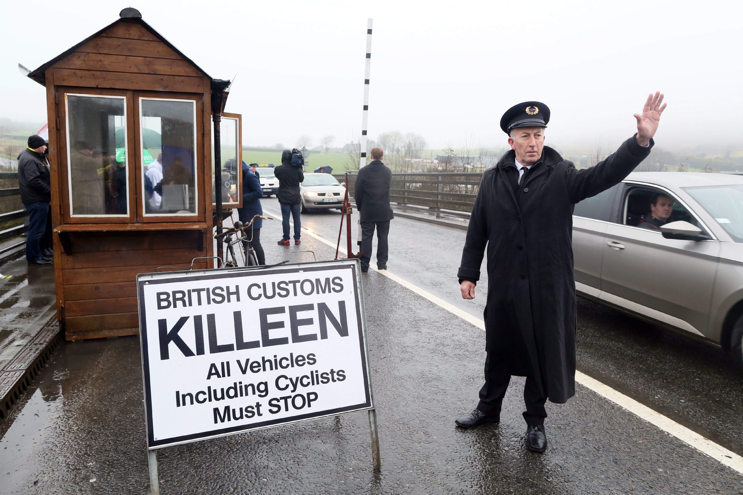 The government is abdicating responsibility for the Irish border after Brexit