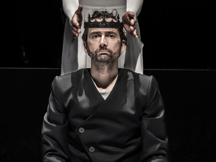 David Tennant is refreshingly vile in the Donmar’s Macbeth